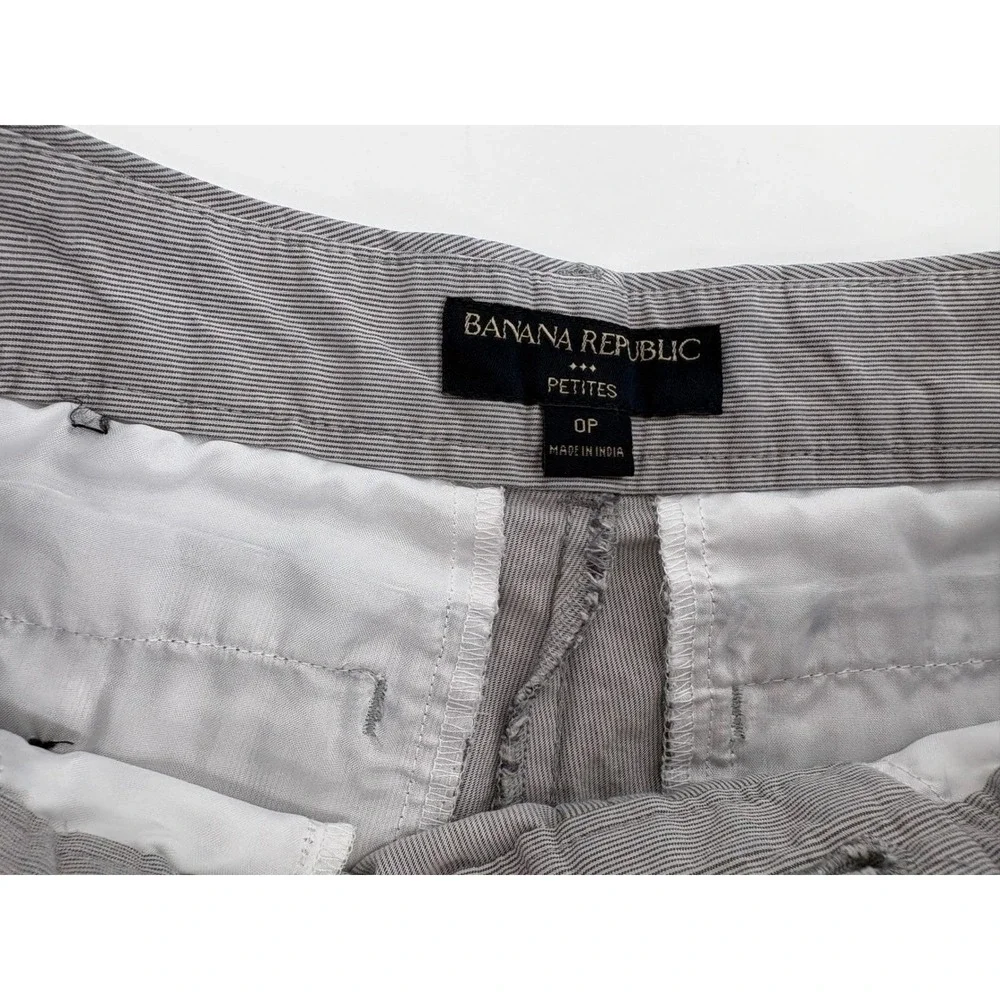 Banana‎ Republic Petites Gray White Striped Cotton Shorts 0P Vintage 2011